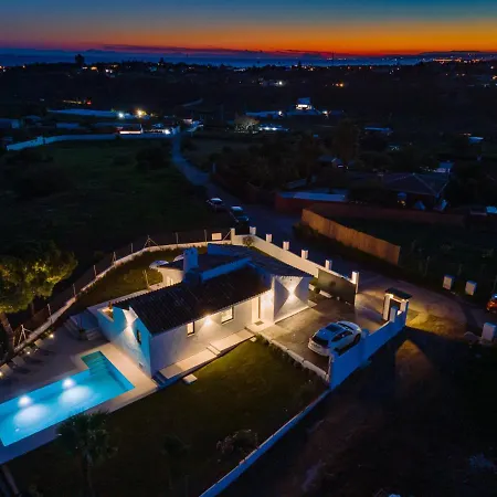 Villa Adelfas 65 빌라 에스테포나