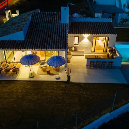 빌라 Villa Adelfas 65 *